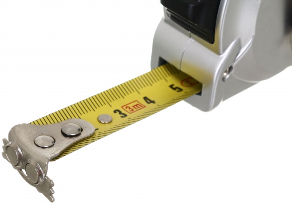 Рулетка BauGut с магнитами 3G82BW 3 м x 16 мм