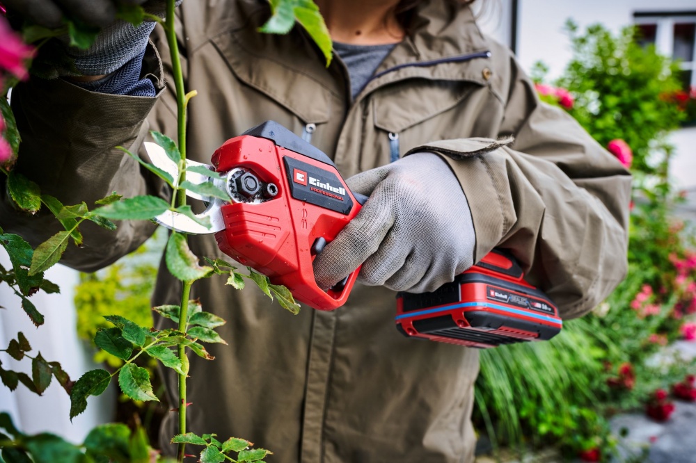 Секатор аккумуляторный Einhell Professional PXC GP-LS 18/28 Li BL Kit 2.5 Ah (3408320+4512097)