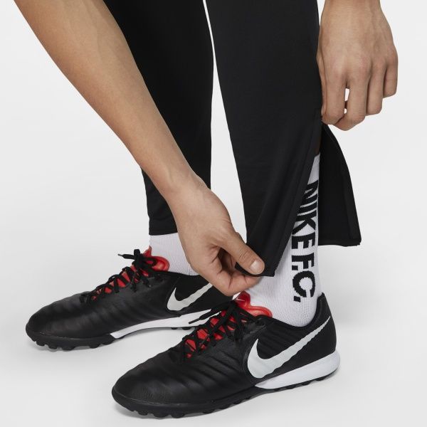 Штани Nike M NK DF FC ESSNTL PANT KPZ CD0576-010 р. L чорний
