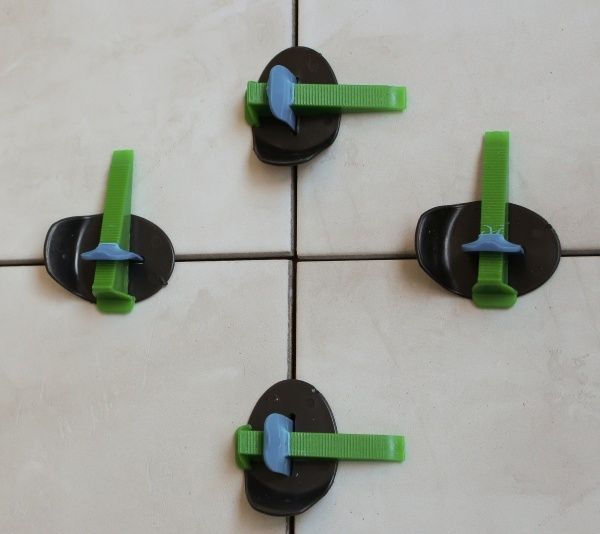 Система вирівнювання плитки Т-Нова п’ятак плоский для СВП-Нова 50 шт./уп