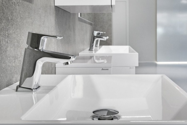 Донный клапан Ravak для умывальника ClickClack X01373