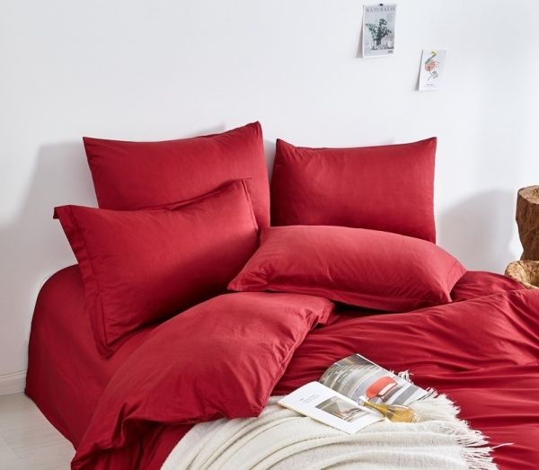 Комплект постельного белья семейный бордовый Word of Dream 