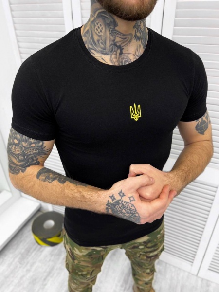 Футболка LOGOS с вышивкой Золотой Герб 04-09-00-0014 р.L 601 Черная