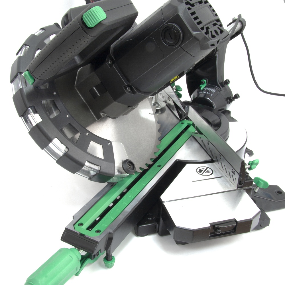 Пила торцовочная DWT KGSP20-255 P