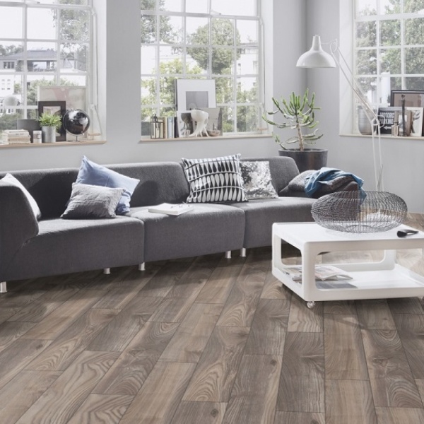 Ламинат Kronospan 8267 пиния абрузия 32/АС4 1285х192х8 мм 