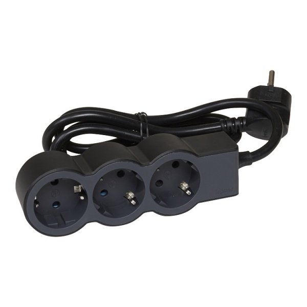 Подовжувач Legrand стандарт 3х2К+З із заземленням 3 гн. чорний 3 м 694560 