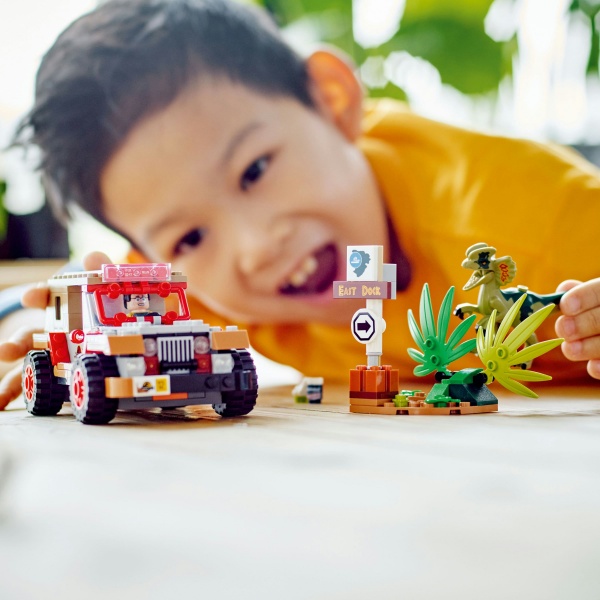 Конструктор LEGO Jurassic World Засада дилофозавра 76958