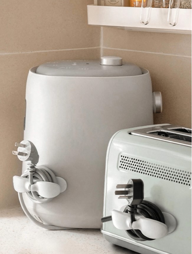 Тримач фіксатор для кабелів самоклеючий 103х28 мм