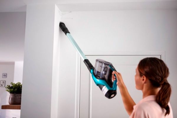 Пылесос аккумуляторный Philips FC6903/01 