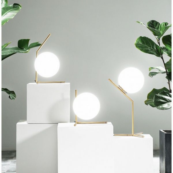 Настільна лампа Altalusse INL-5102T-01 1x40 Вт E27 золото 