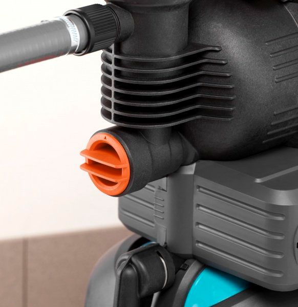 Насосна станція Gardena автоматична 5000 1755-20 