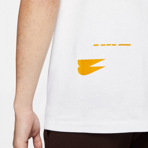 Футболка Nike M NSW ESS+ SPORT 1 TEE DM6377-100 р.S білий