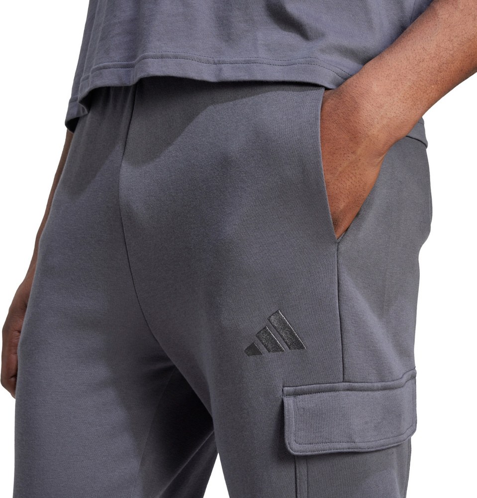 Брюки Adidas Colourblock AOP JM1716 р. M черный