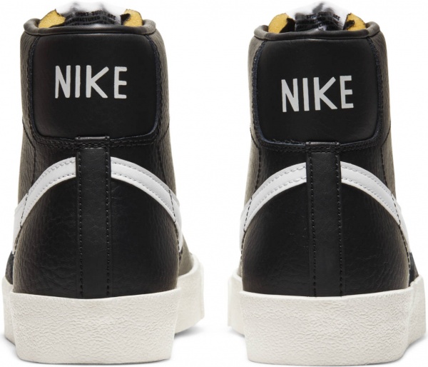 Кроссовки Nike Blazer Mid '77 Vintage BQ6806-002 р.46 черный