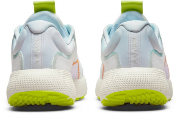 Кросівки Nike DN2652-100 р.US 6 білий із бірюзовим