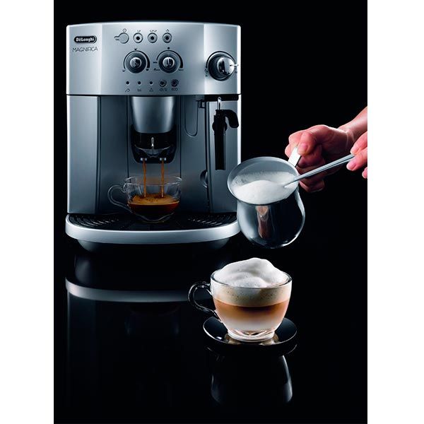 Кавомашина Delonghi ESAM 4200.S