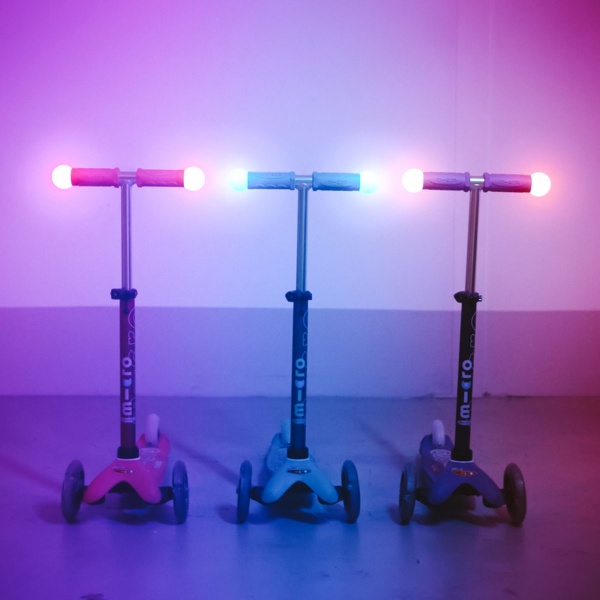 Самокат Micro Mini Deluxe Magic аквамарин 