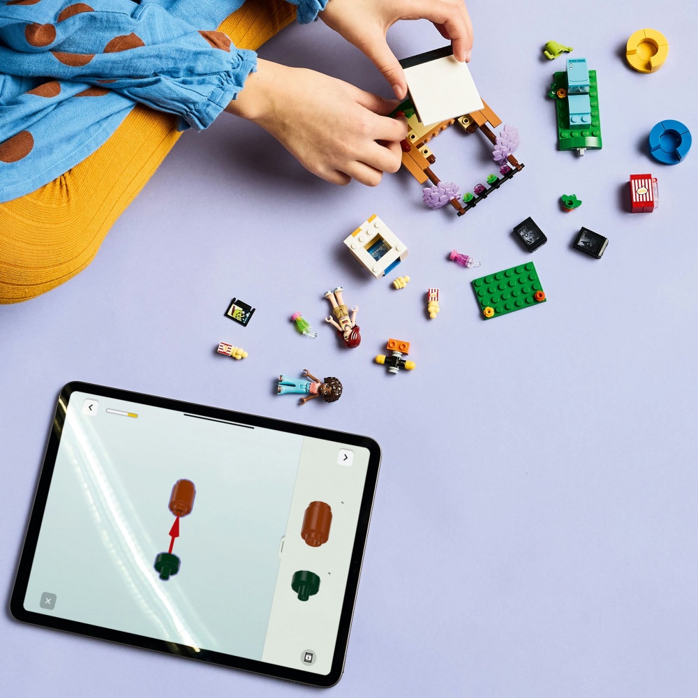 Конструктор LEGO Friends Вечір кіно з друзями 42642