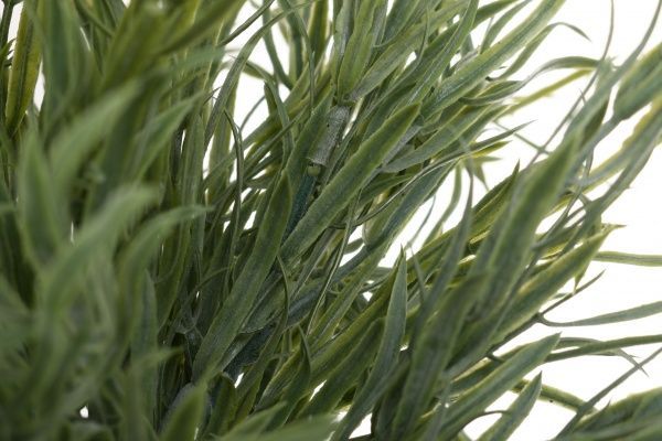 Композиция в металлическом горшке