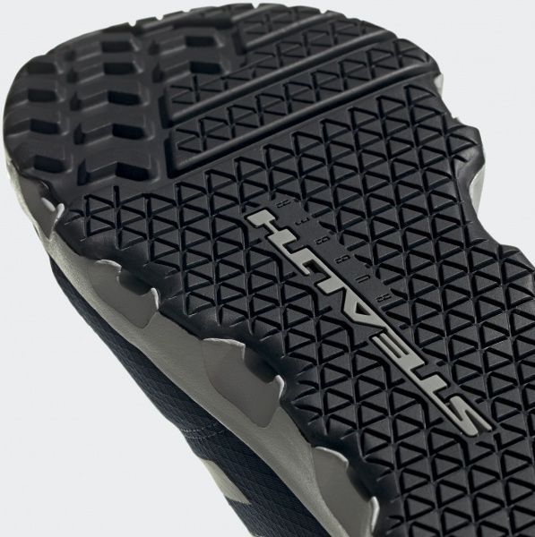 Кроссовки Adidas TERREX VOYAGER EG3487 р.UK 8,5 темно-синий