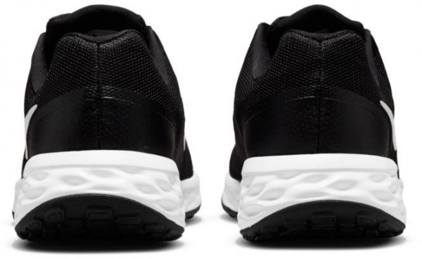 Кроссовки Nike NIKE REVOLUTION 6 NEXT NATURE DC3728-003 р.40,5 черный