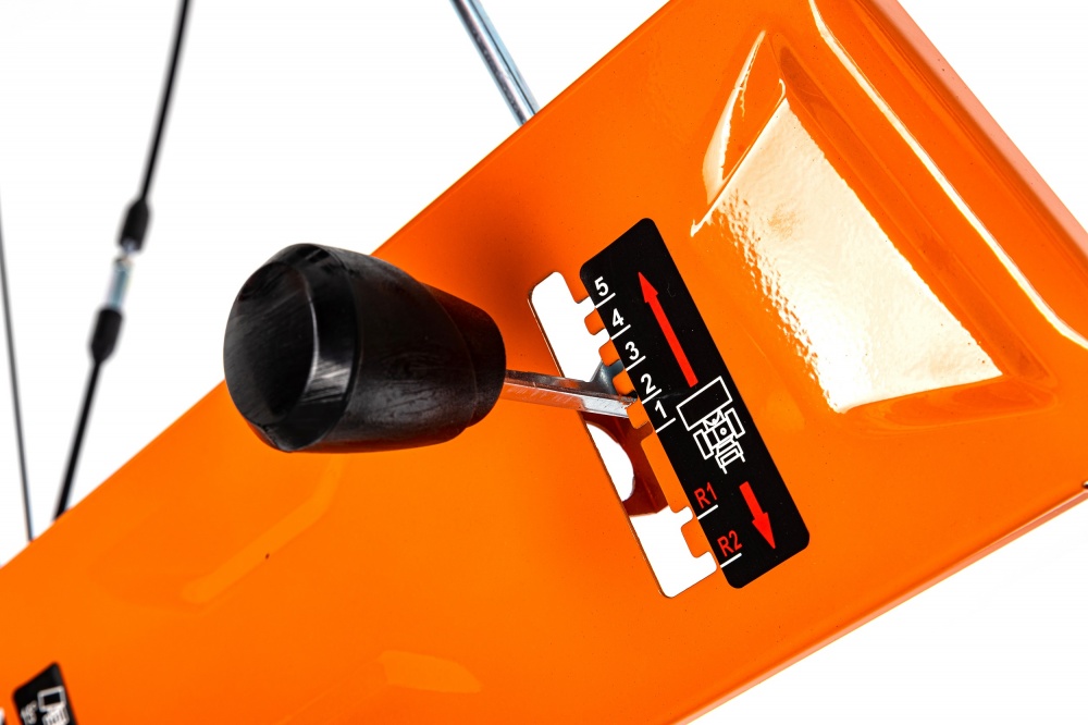 Подметальная машина GTM бензиновая SW600