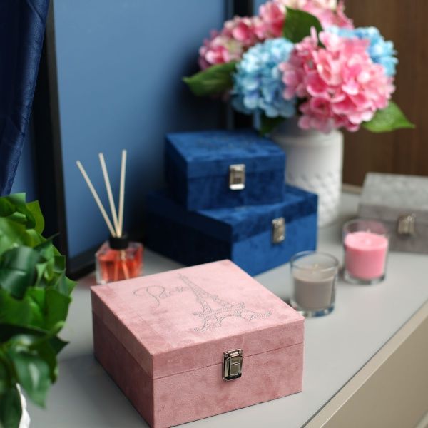 Скринька Ейфель пудровий 20x20x10