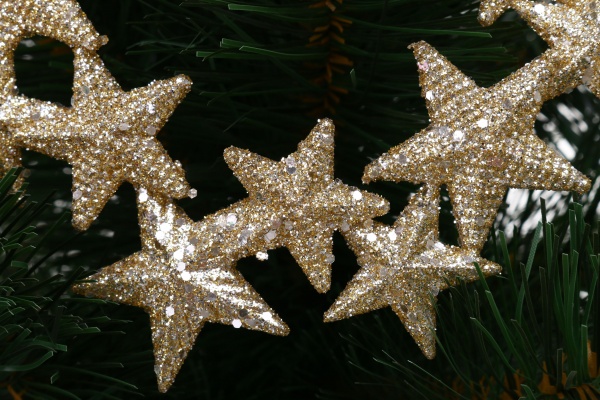 Подвеска пластиковая Global Treasure Веночек из звезд 14 см в ассортименте P2117014-B1/4