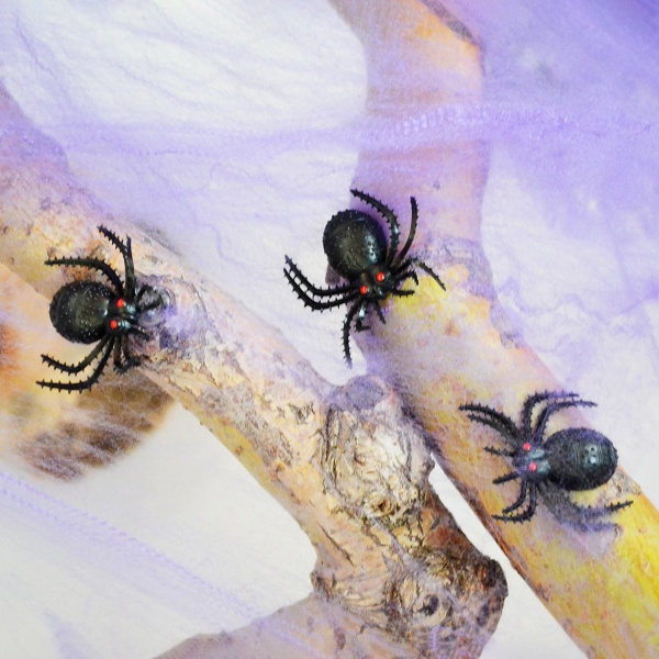 Декоративное изделие Набор пауков Хэллоуин 4x5 см 10 шт. черные 973651 YES! Fun