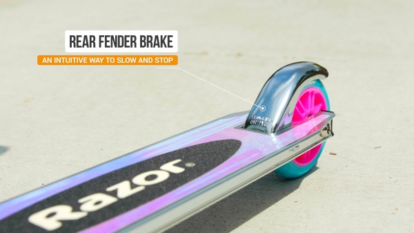 Самокат Razor A Special Edition Holographic разноцветный 859105 