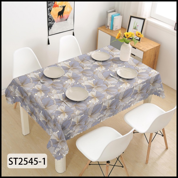 Скатерть Ирис 2-шаровая (ПВХ) 137x100 см мульти Даріана 