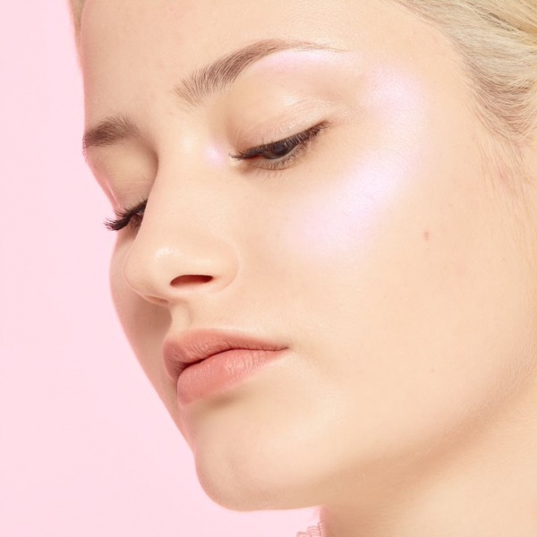 Хайлайтер L'Oreal Paris Glow Mon Amour Light From Paradise Icocoglow 9 г