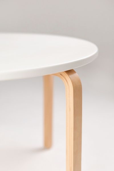 Стол журнальный круглый бук/белый 700x500мм 