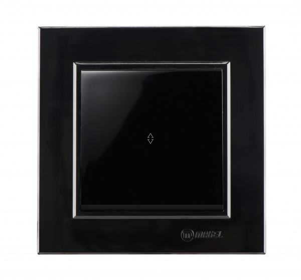 Вимикач одноклавішний Makel Karea без підсвітки чорний глянець 56111005