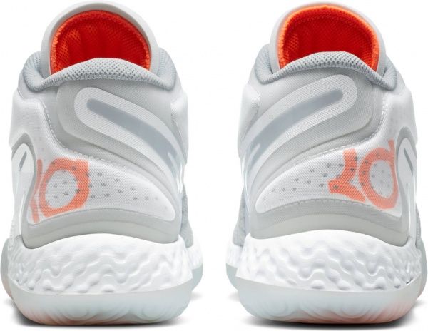 Кроссовки Nike KD TREY 5 VIII CK2090-102 р.US 8,5 белый