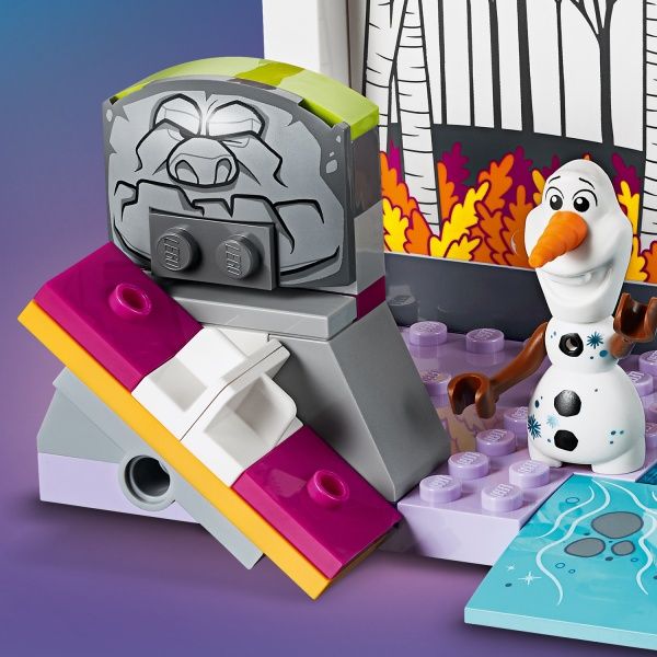 Конструктор LEGO Disney Frozen Експедиція Анни на човні 41165