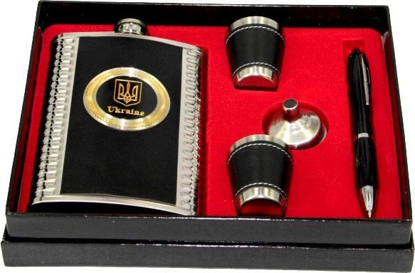 Набір подарунковий з флягою стопками лійкою і кульковою ручкою A119