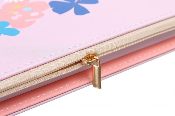 Книга для нотаток Blooming Flowers А5 80 аркушів клітинка