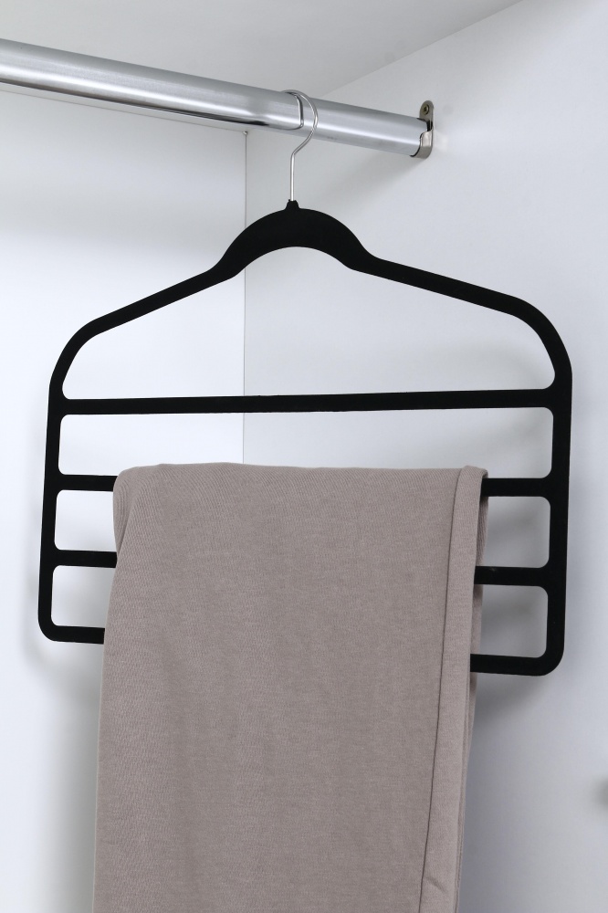 Вешалка для одежды Vivendi 4х-рівнева VELVET HANGER WITH CASCADE HOOK