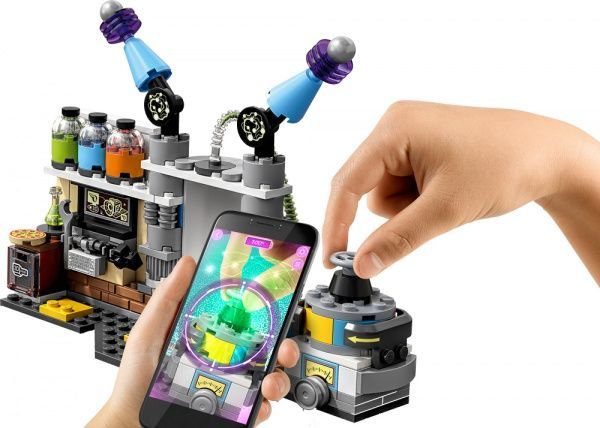 Конструктор LEGO Hidden Side Примарна лабораторія Джей Бі 70418