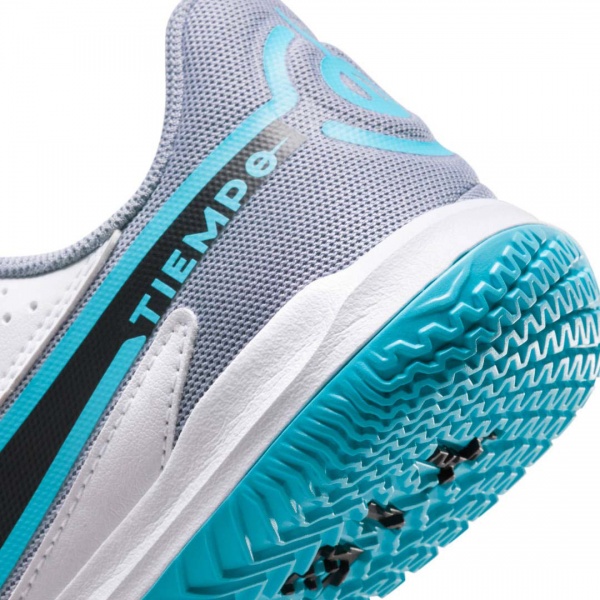 Футзальная обувь Nike TIEMPO LEGEND 9 ACADEMY IC DA1329-146 р.35,5 белый