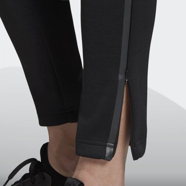 Брюки Adidas W Zne Pt EJ8749 р. S черный