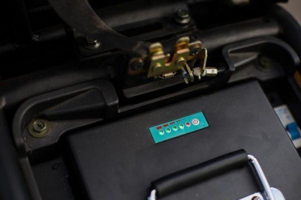 Электроскутер Maxxter COURIER (black)