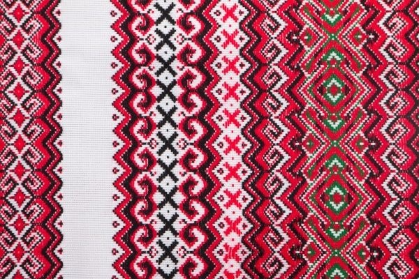 Рушник обрядовий 068/00-3-09 33x180 см червоний Едельвіка 