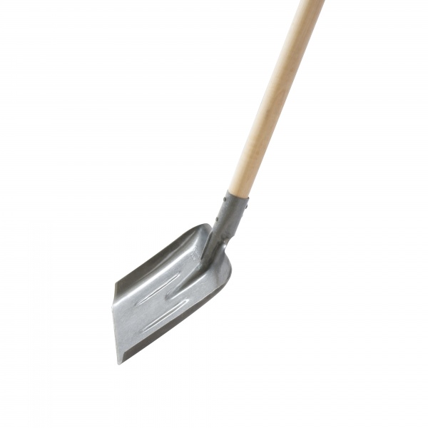 Лопата совковая из рельсовой стали с черенком