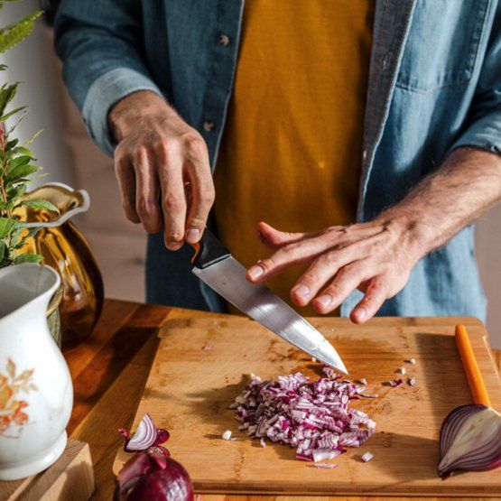 Нож шеф-повара Fiskars FF 1057535