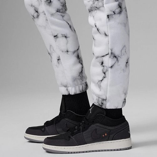 Брюки Nike JDG ESSENTIALS AOP FLC PANT 45C594-001 р. L белый