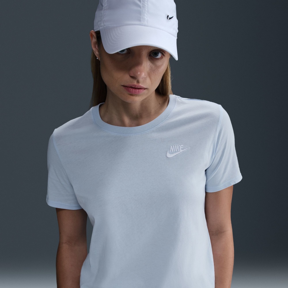 Футболка Nike W NSW CLUB SS TEE DX7902-423 р.XS голубой