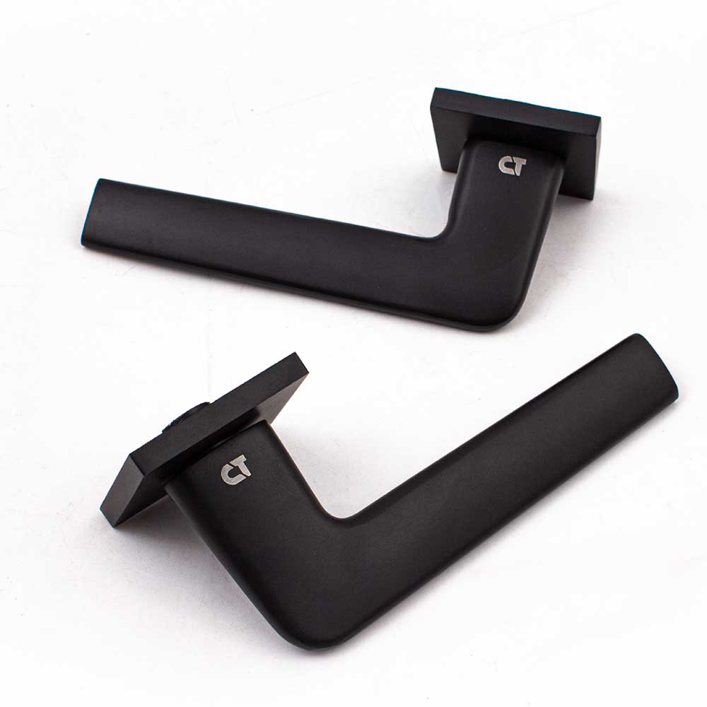 Ручка на розетці Comit Flagman 65695 матовий чорний