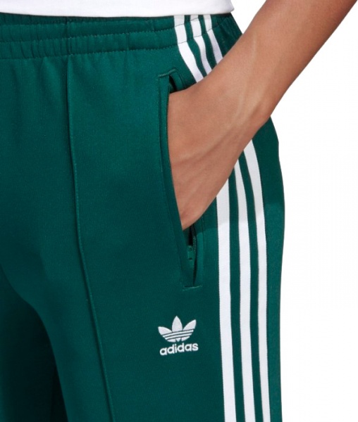 Брюки Adidas SST TP DV2637 р. 40 зеленый